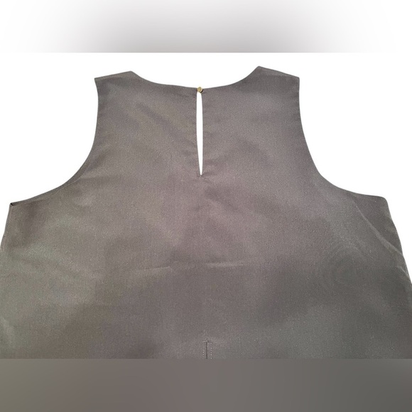 Banana Republic Blue Tiered V-Neck Sleeveless Blouse Size M - Picture 12 of 13